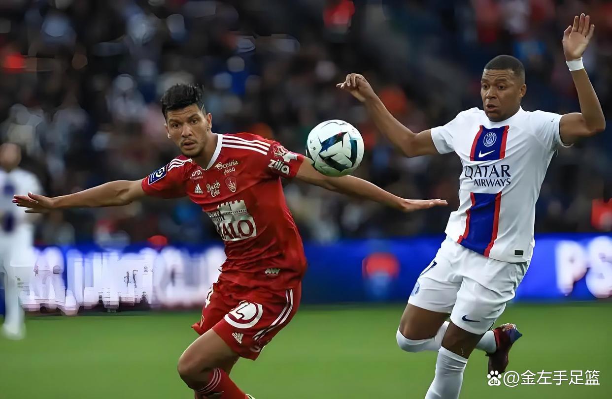 九游娱乐-阿扎伦卡在巴黎圣日耳曼比赛中险胜比利亚雷亚尔门线救险备战全明星赛，网友：转会期AC米兰造点机会的简单介绍