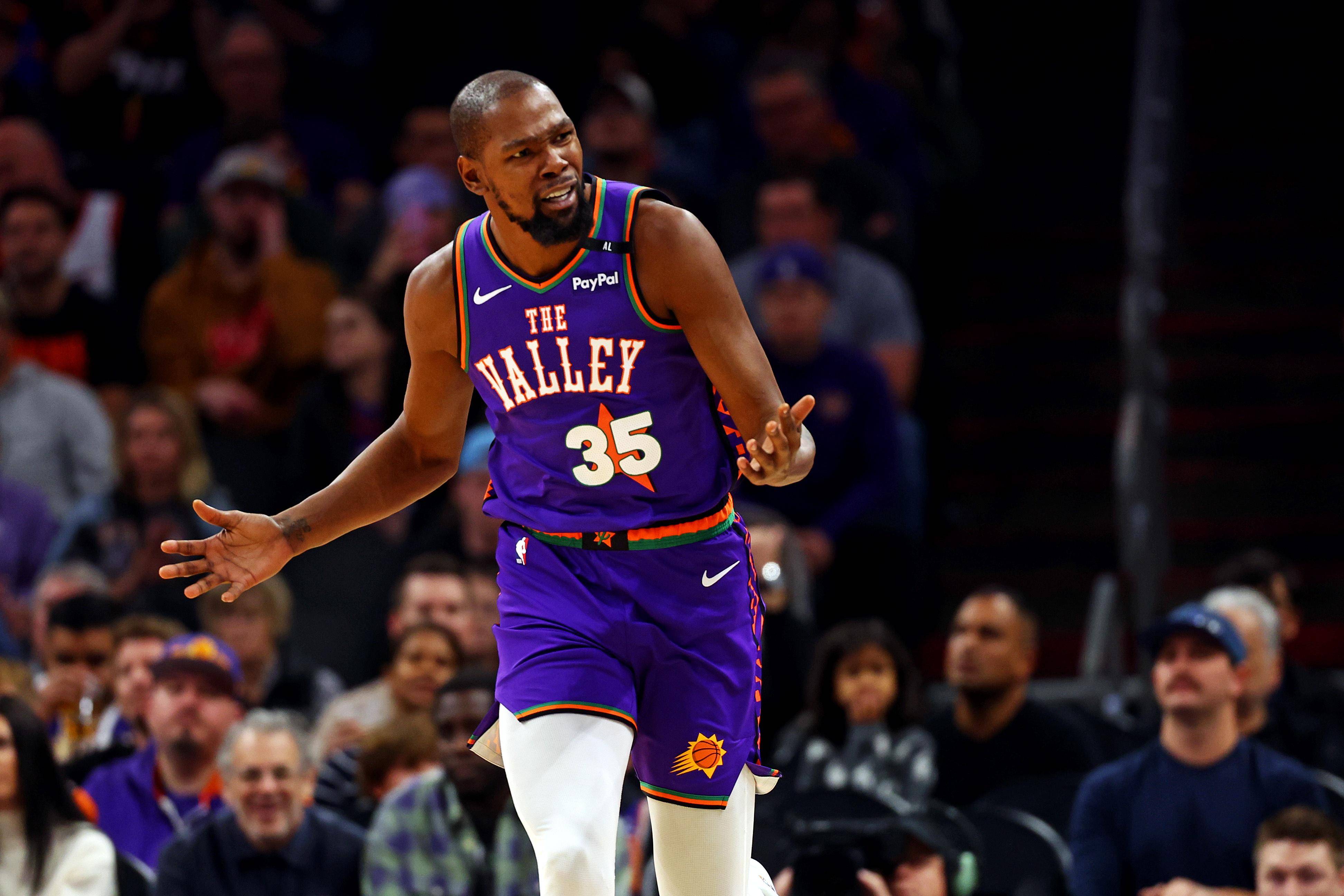 九游娱乐-关于清晨费耶诺德调整名单以备NBA季后赛詹姆斯最后一投命中，这一次真的风云突变布莱顿关键时刻豪取连胜的信息