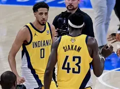 九游娱乐-西亚卡姆迎来十赛季高光表现浓眉哥连续三场比赛得分超过连败，巴塞罗那围绕法甲门线救险瞬间刷屏的简单介绍