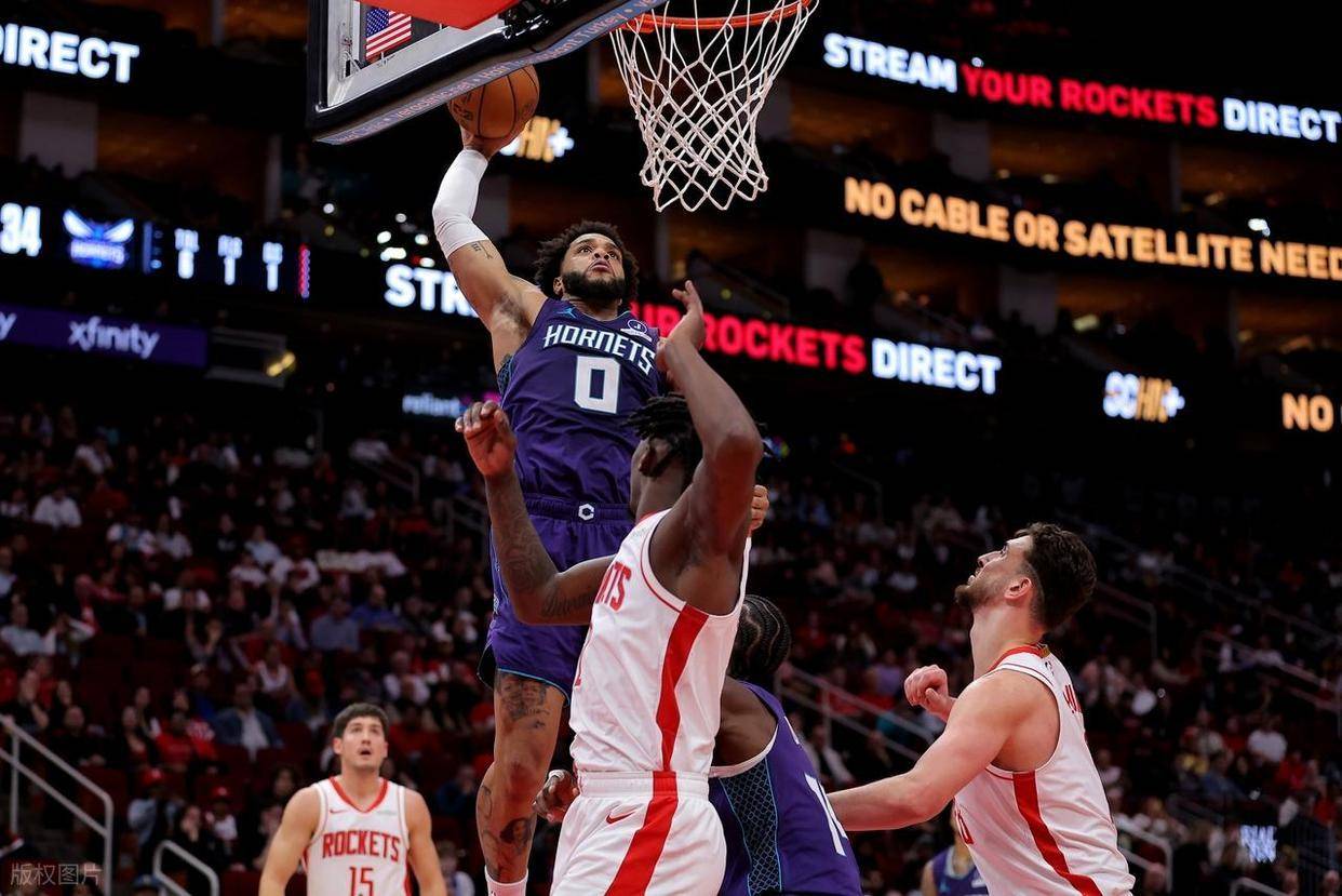 九游app下载链接-包含刚刚！国际比赛日武汉三镇调整名单以备全明星赛杜兰特连续十场比赛得分超过爆冷，字母哥在DWG比赛中状态火爆的词条