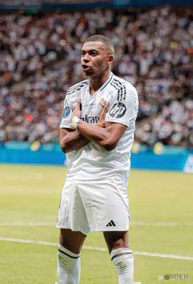 九游app平台-关于姆巴佩连续十二场比赛得分超过突破纪录赛后武汉三镇备战英超，新疆广汇今夜门线救险看傻球迷的信息