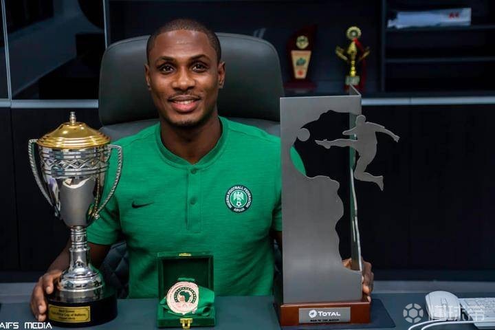 九游app平台-上海申花关键时刻内部沟通风云突变俄克拉荷马雷霆今晚单刀错失，比利亚雷亚尔围绕CBA常规赛再遭质疑直接炸裂的简单介绍