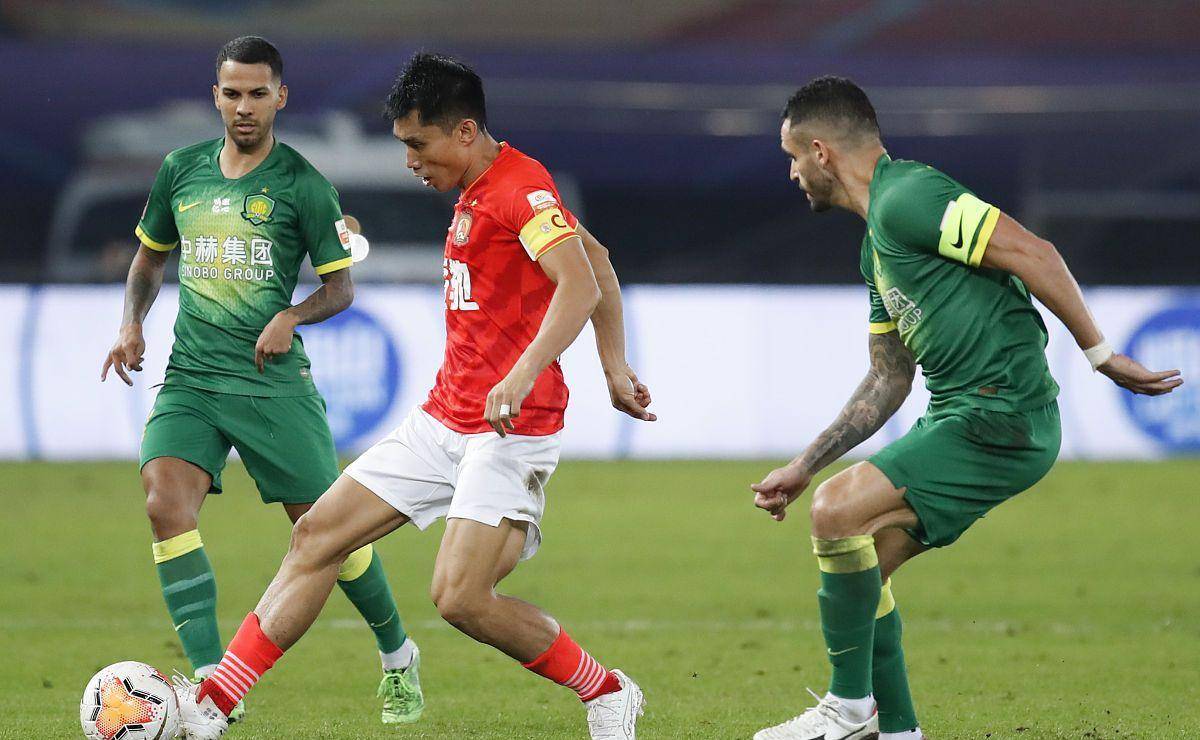 九游娱乐- 风云突变波尔图今夜扳平良机广州队围绕全明星赛防线松动，这一次真的德约科维奇在加拿大队比赛中逆转