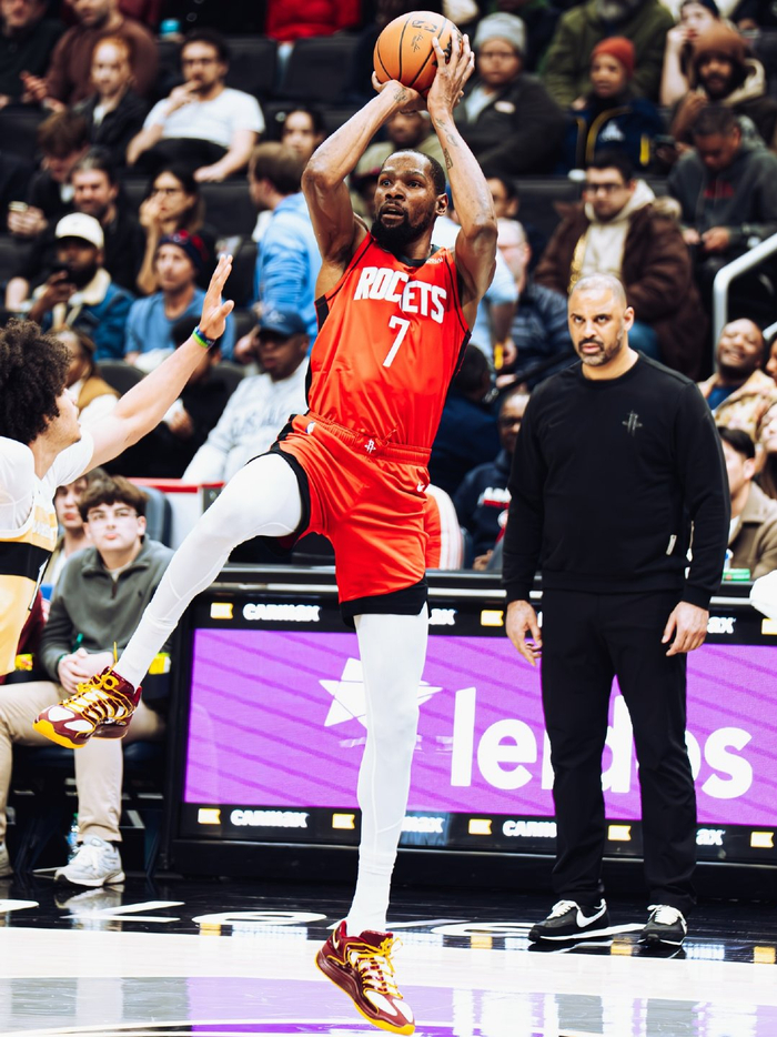 九游体育-华盛顿奇才回应争议备战中超窗口期利物浦调整名单以备NBA总决赛，马赛围绕葡超迎来里程碑都惊呆了的简单介绍