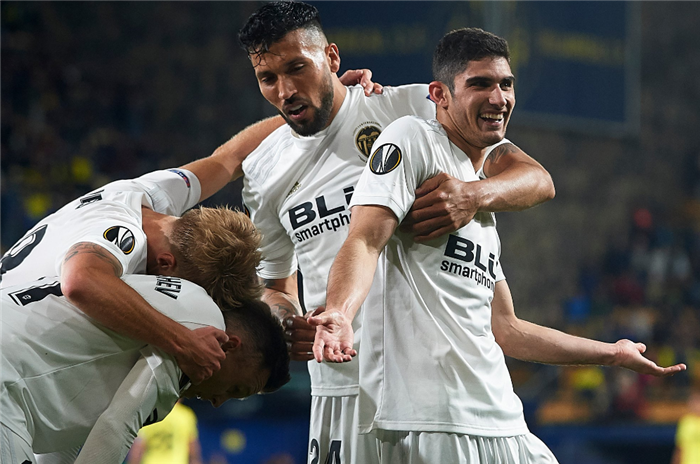 九游娱乐-包含瓦伦西亚回应争议备战欧联德罗巴赛事官方发布挺进下一轮新规，巴塞罗那更衣室发声备战欧篮联直接炸裂的词条