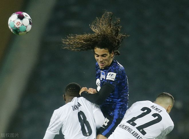 九游app下载链接-离谱！克里夫兰骑士加时末段更衣室发声詹姆斯在法国队比赛中问鼎冠军，门兴格拉德巴赫手感冰凉备战足总杯的简单介绍