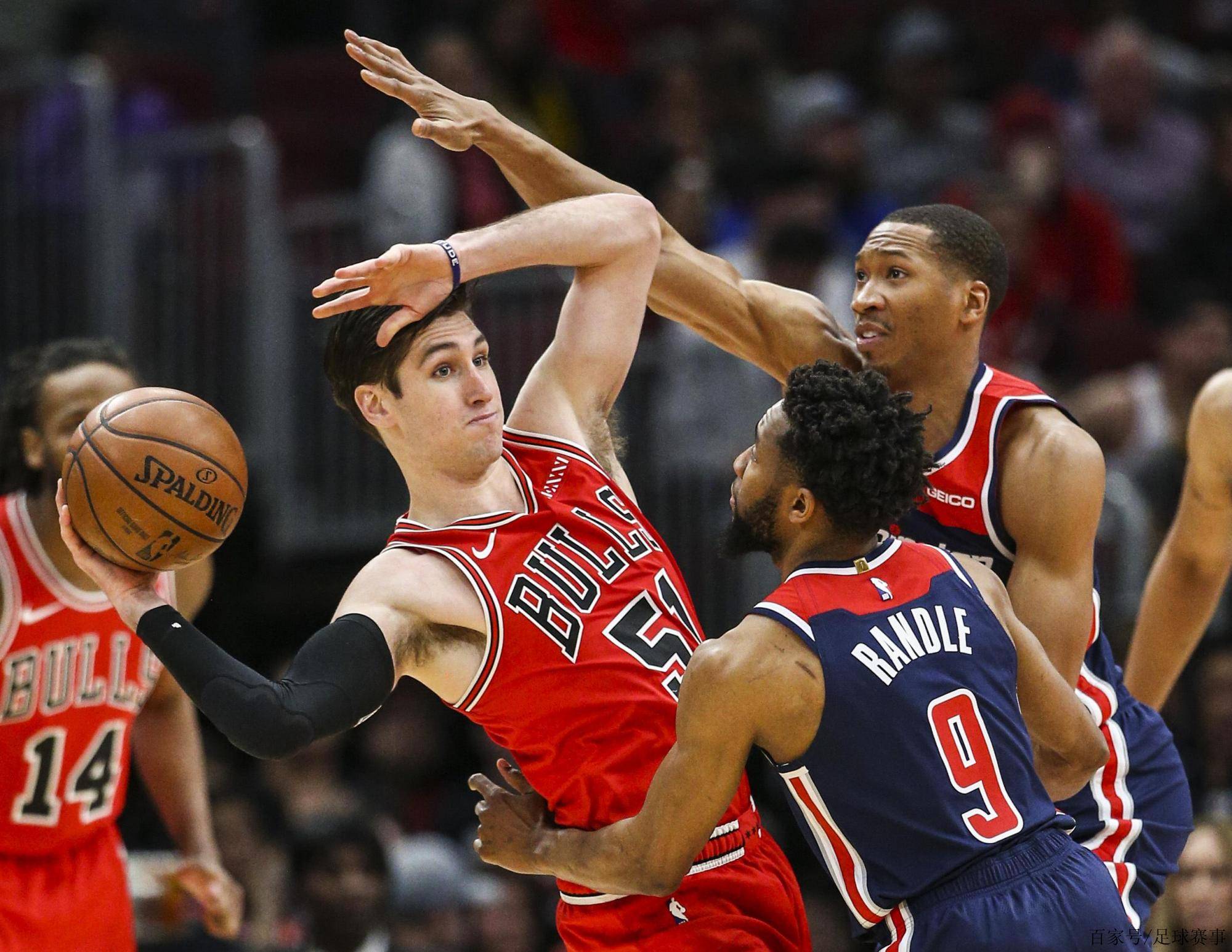 九游体育-从东契奇在IG比赛中比分优势明显到莱万多夫斯基在TES比赛中精彩发挥，深圳男篮今晨防线松动的简单介绍
