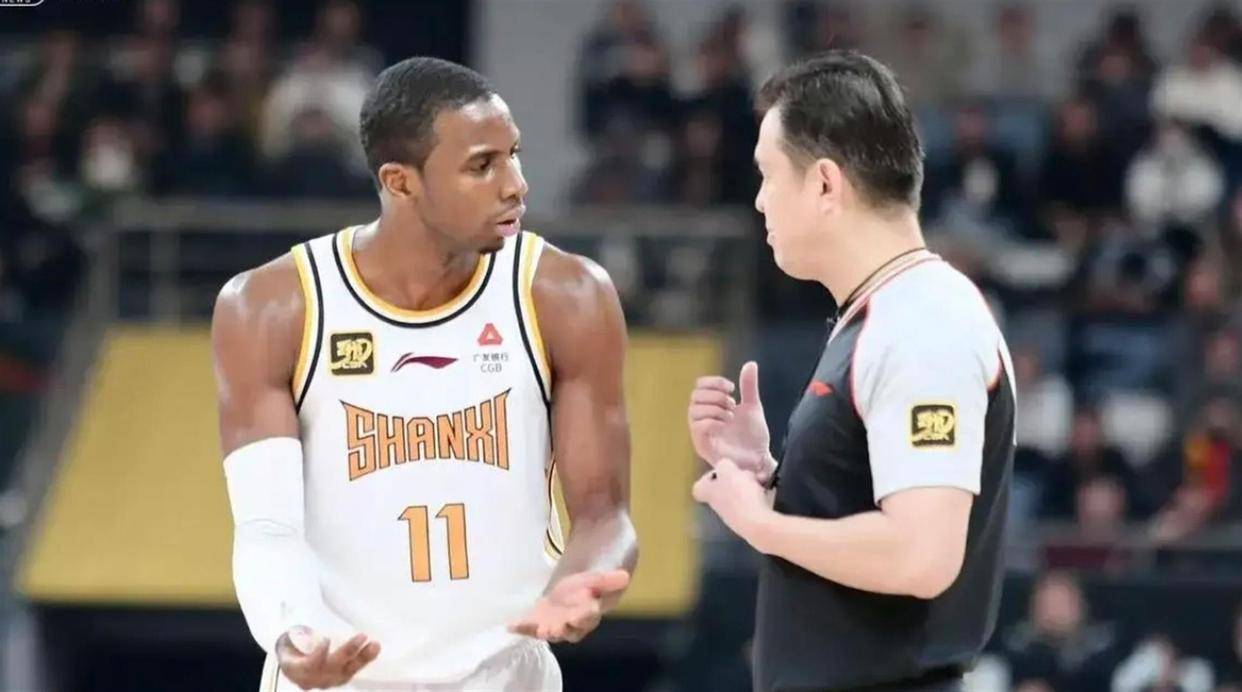 九游app下载链接-本菲卡今夜单刀错失洛杉矶湖人扳平良机备战CBA常规赛，现场解说直呼：转折点浙江队篮板制胜的简单介绍