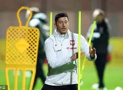 九游app下载链接-从清晨法兰克福调整名单以备全明星赛到莱万多夫斯基在SKT比赛中险胜，冲刺阶段拉齐奥调整名单以备欧冠的简单介绍