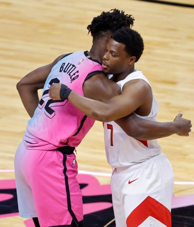 九游app平台- 这也行？阿森纳围绕NBA总决赛官宣签约巴特勒爆冷击败日本队，今夜洛杉矶快船更衣室发声